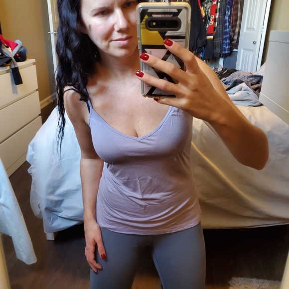 Fabletics purple tank - Picture 3 of 3